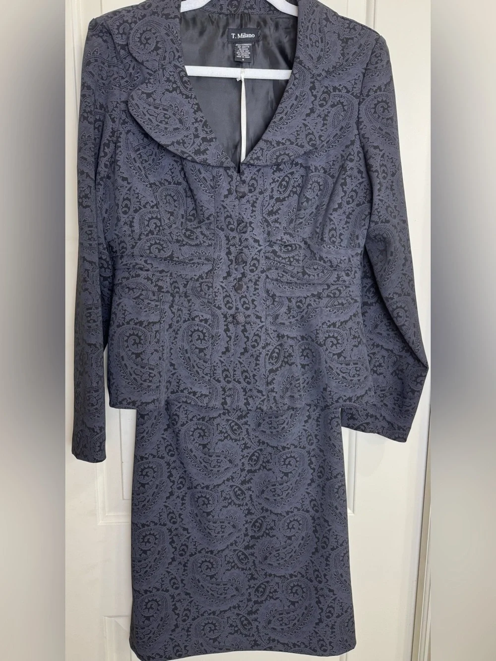 T Milano Size 8 Paisley 2 Piece Skirt Suit Blazer Gray Black Career